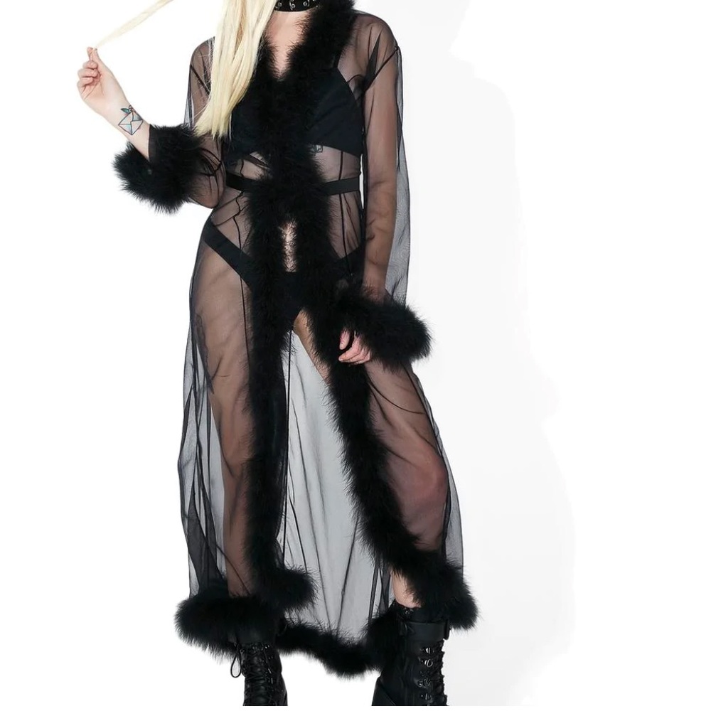 Mesh fluffy robe NWT